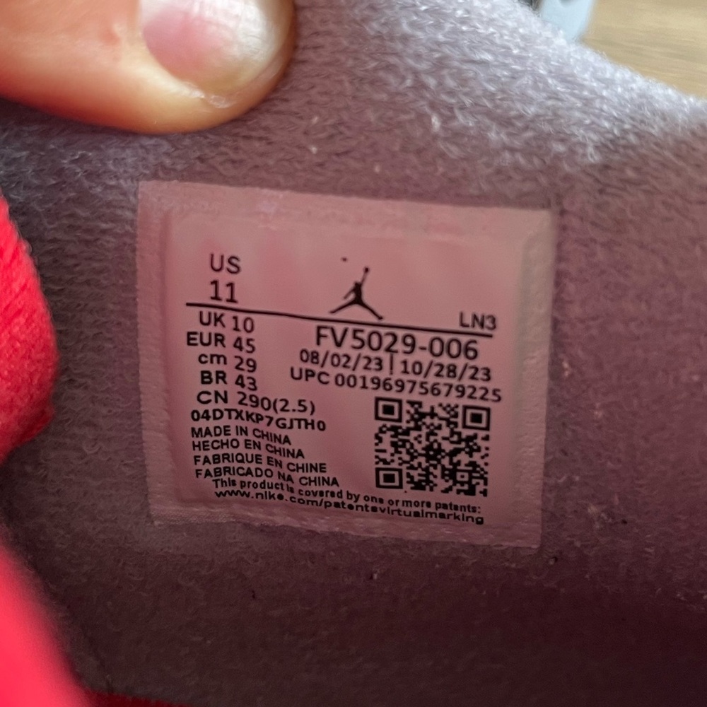 Air Jordan 4 Retro ‘Bred Reimagined’ Mens Sz 11 - Picture 7 of 9
